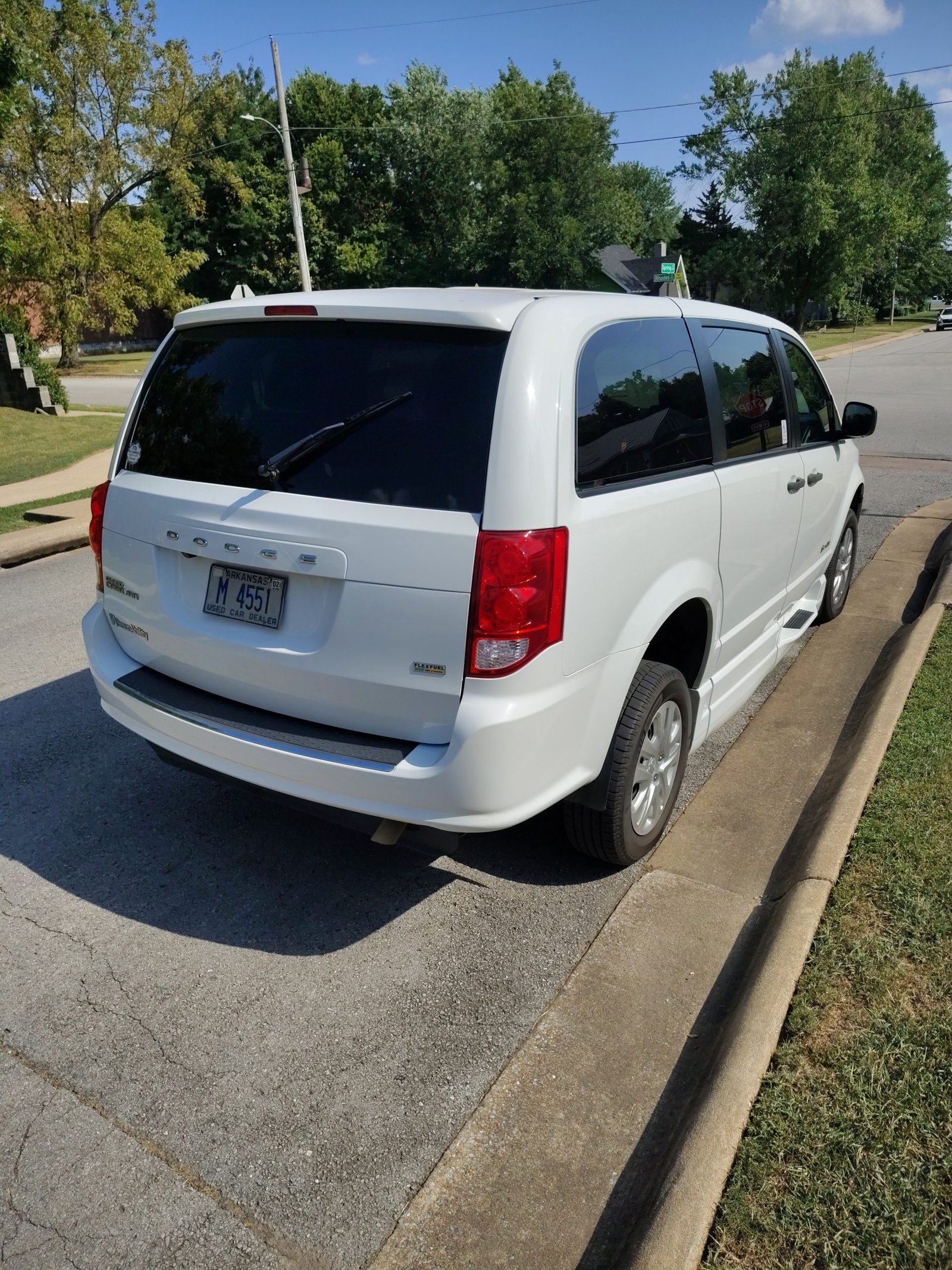2019 Dodge Grand Caravan Braun Edition